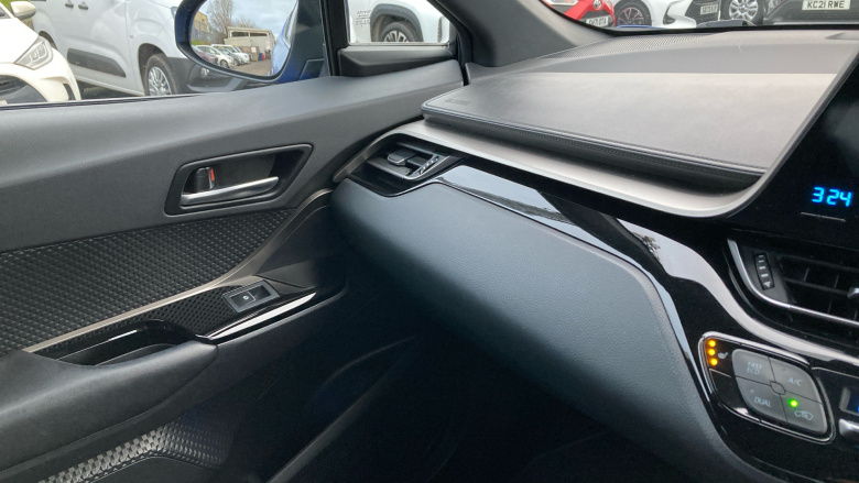 Toyota C-HR 1.8 Hybrid Design 5dr CVT Hybrid Hatchback